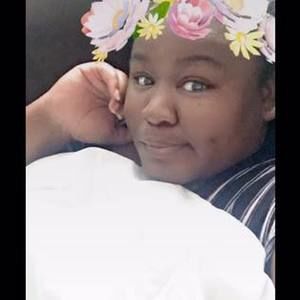 Meet your Posher, Ebony